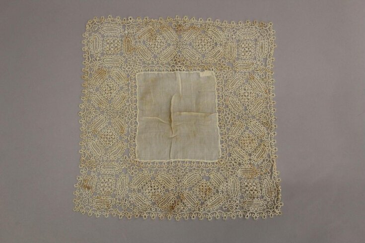 Handkerchief top image