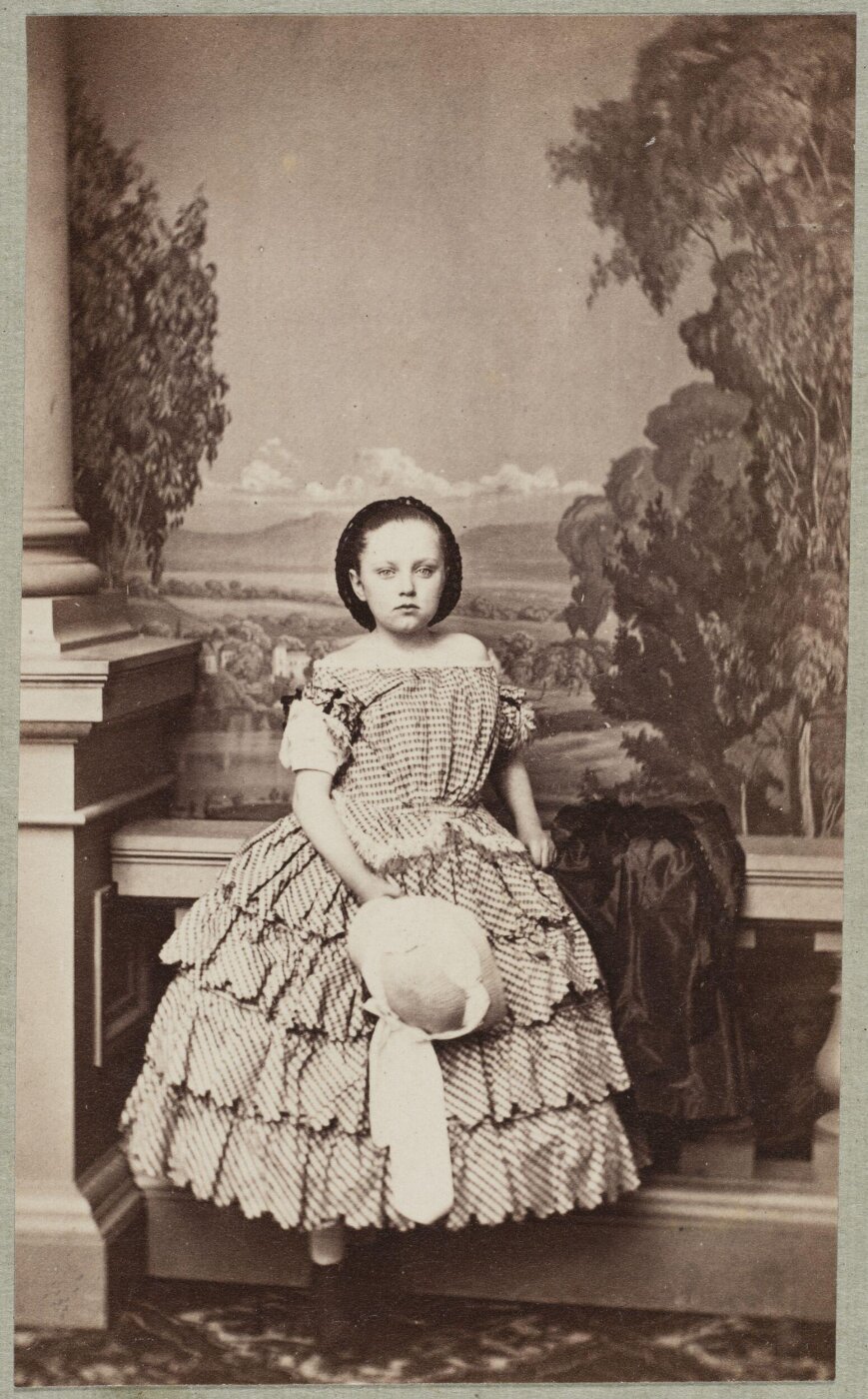 Unknown, Carte-de-visite photographs (480). Four photographs are dry-mounted to each sheet (120).