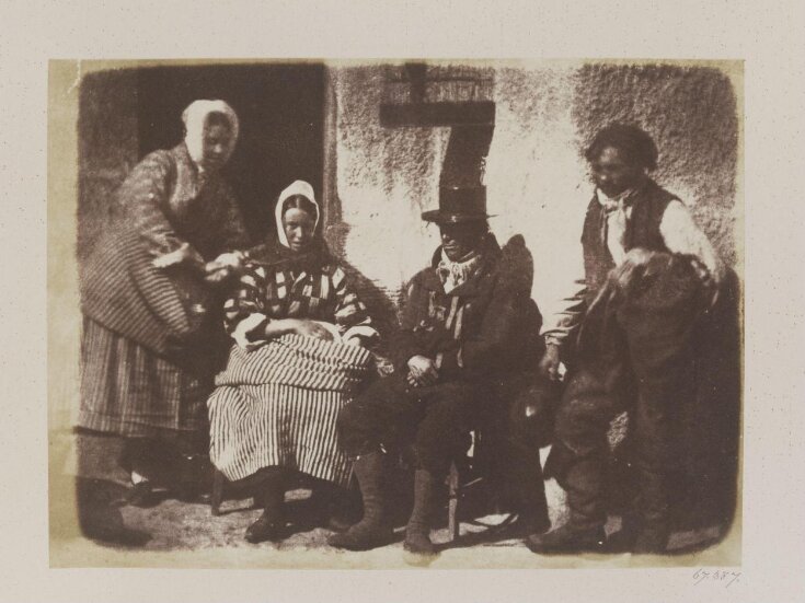 Group of fisherfolk, Newhaven image