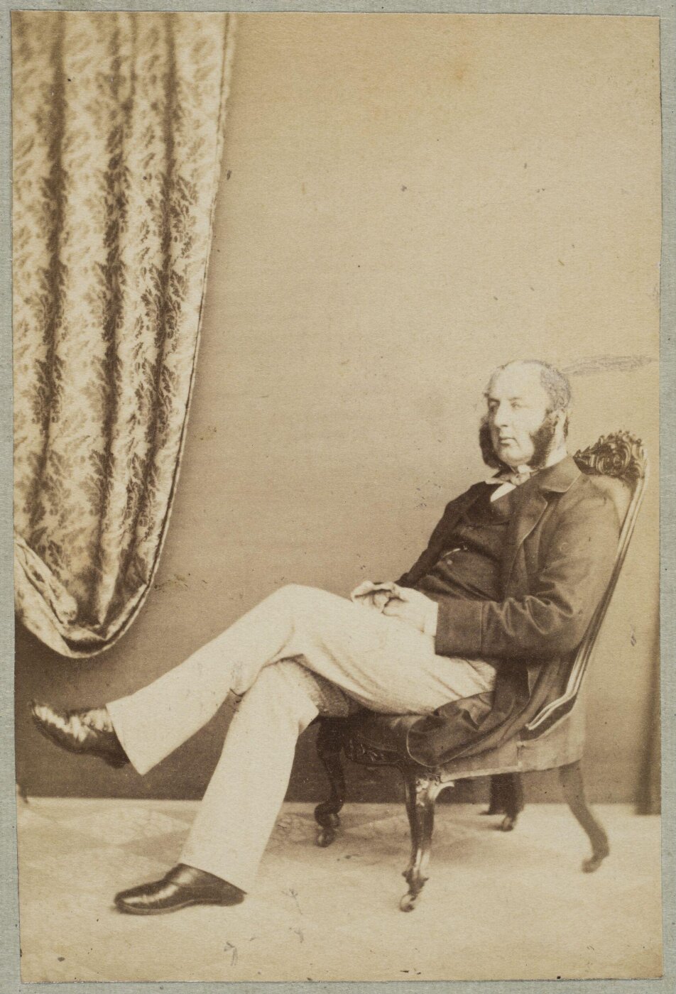 Unknown, Carte-de-visite photographs (480). Four photographs are dry-mounted to each sheet (120).