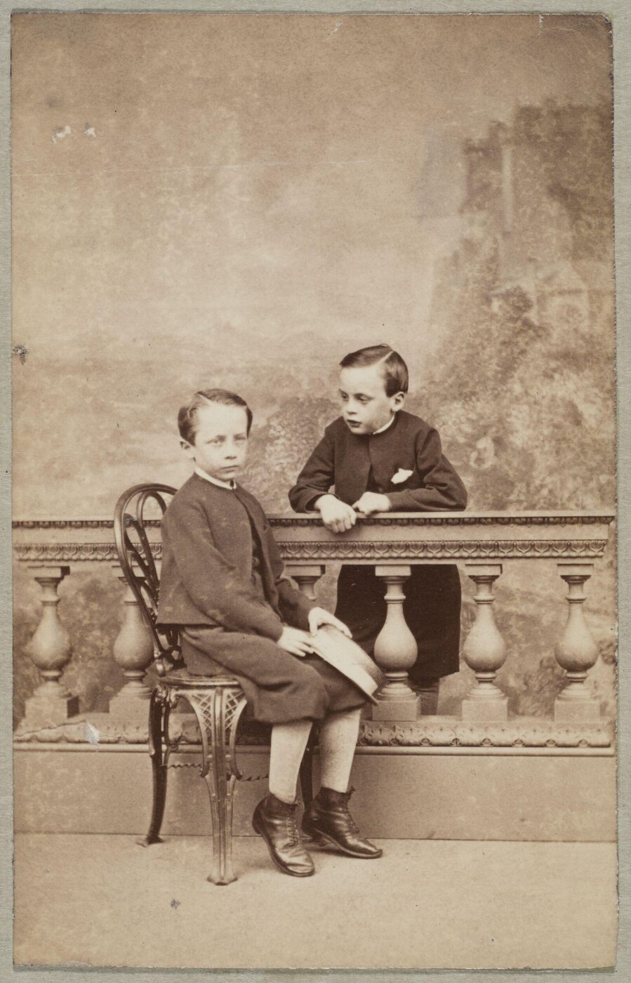 Unknown, Carte-de-visite photographs (480). Four photographs are dry-mounted to each sheet (120).