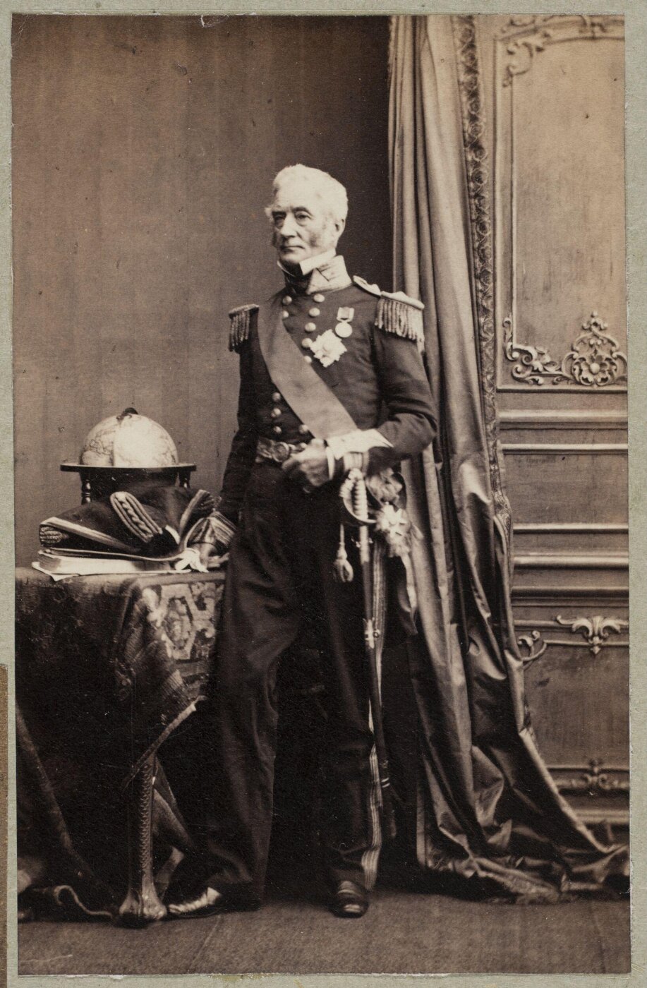 Unknown, Carte-de-visite photographs (480). Four photographs  are dry-mounted to each sheet (120).