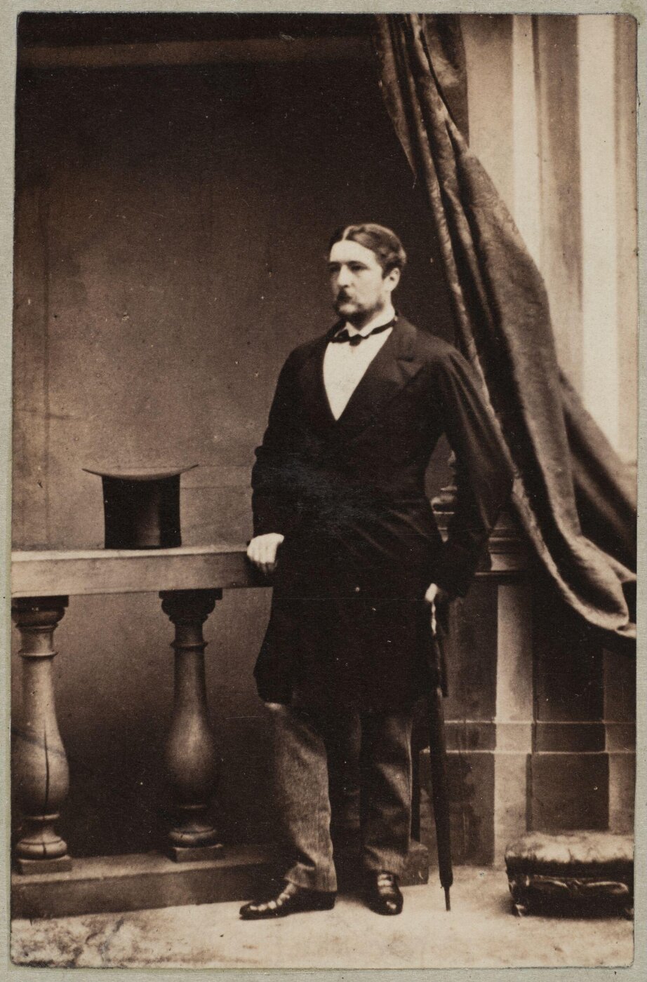 Unknown, Carte-de-visite photographs (480). Four photographs  are dry-mounted to each sheet (120).