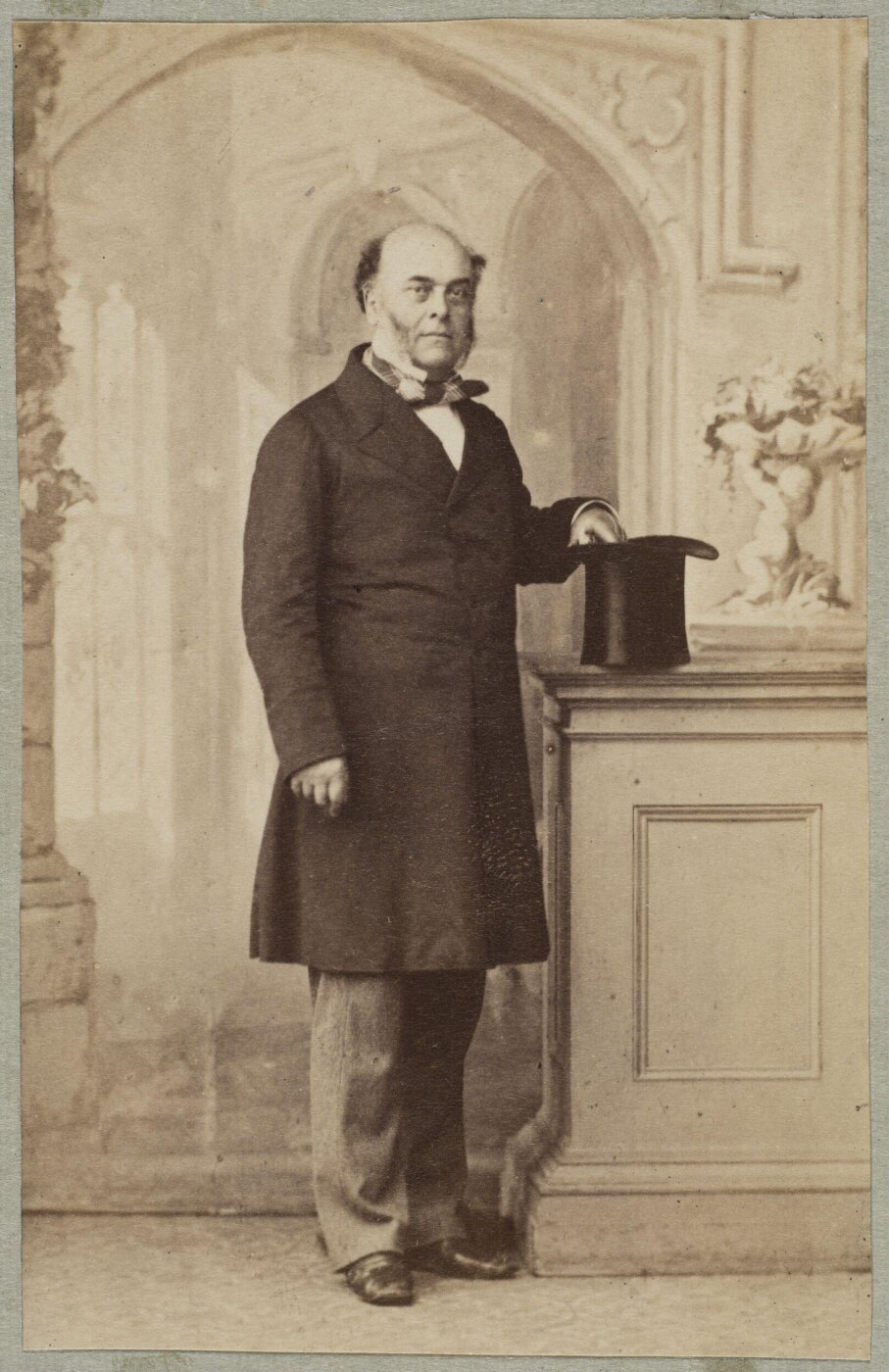 Unknown, Carte-de-visite photographs (480). Four photographs are dry-mounted to each sheet (120).