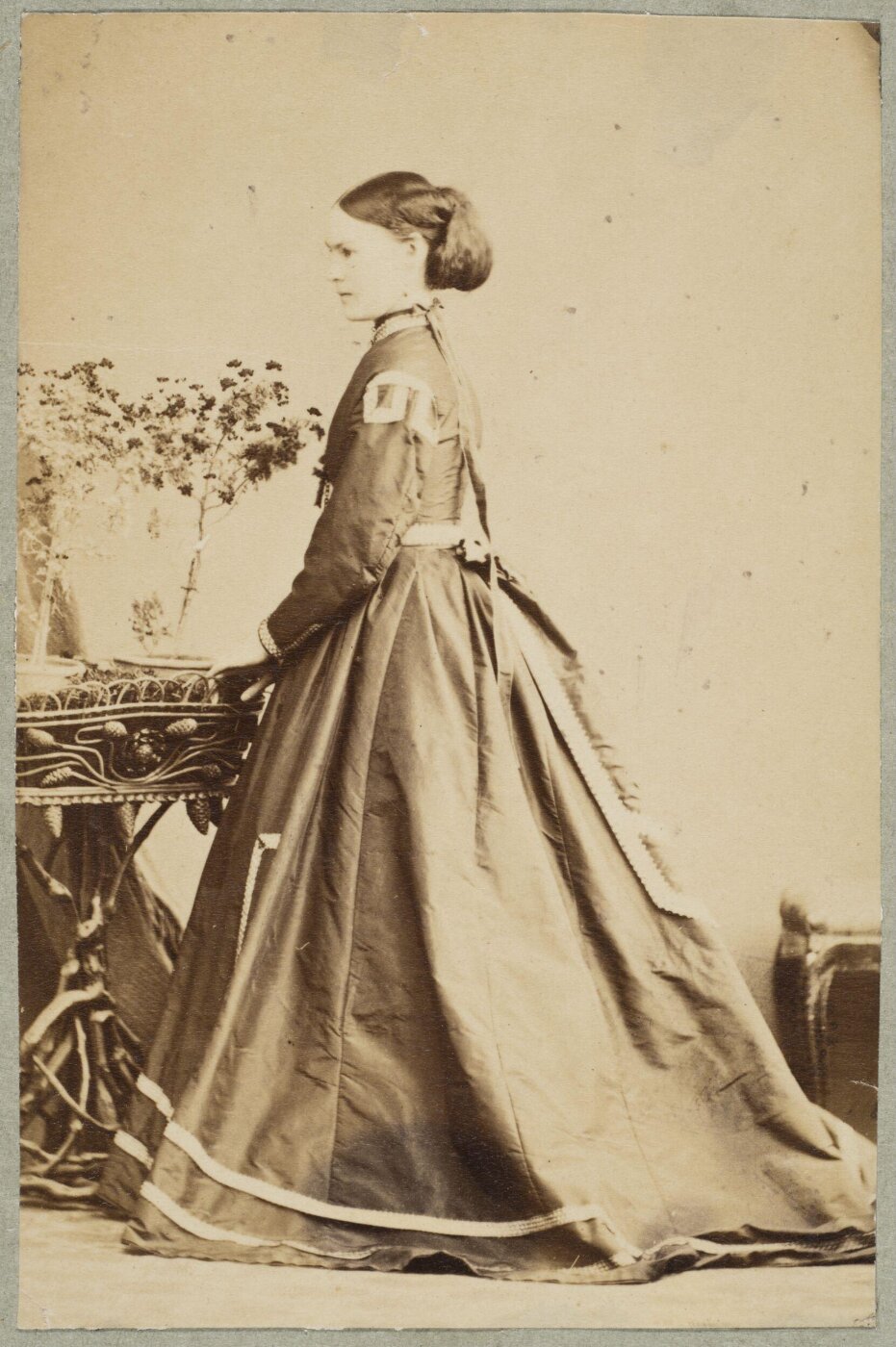 Unknown, Carte-de-visite photographs (480). Four photographs are dry-mounted to each sheet (120).