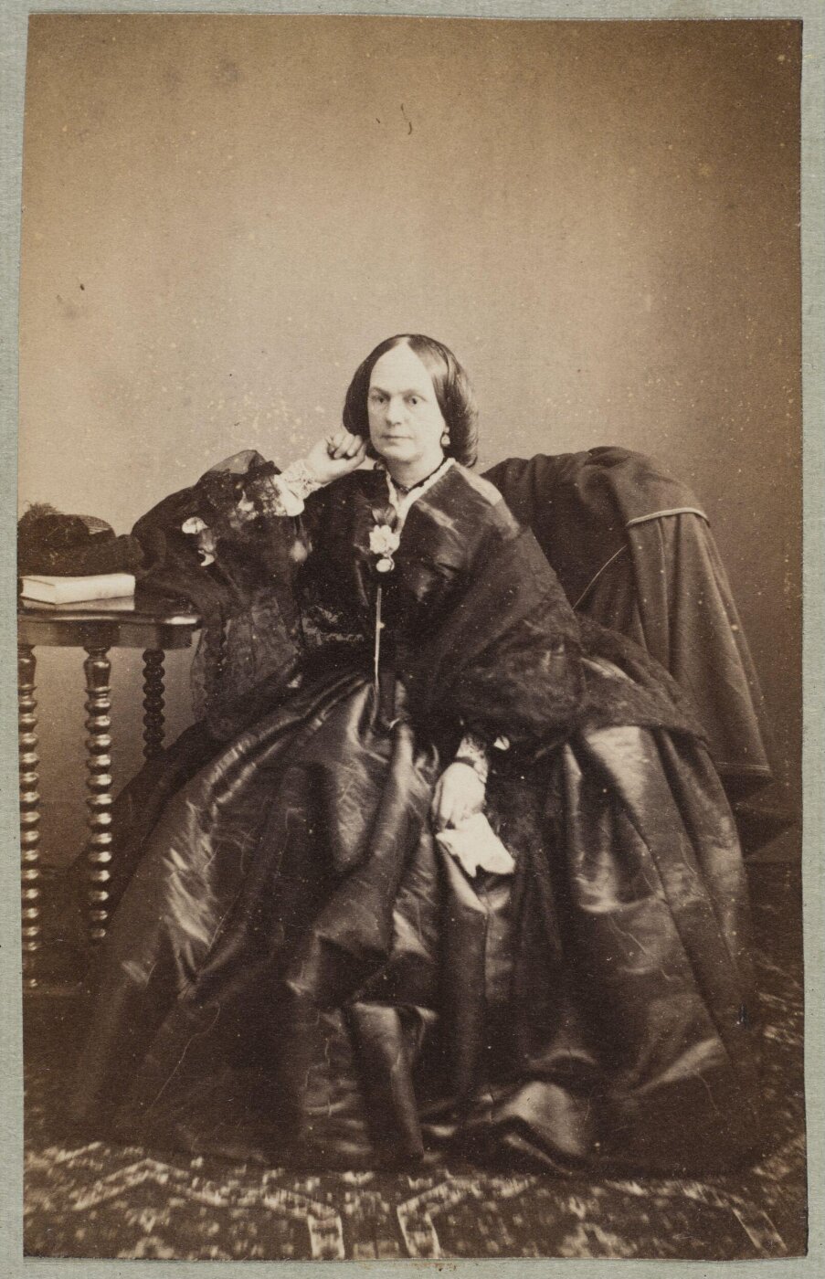 Unknown, Carte-de-visite photographs (480). Four photographs are dry-mounted to each sheet (120).