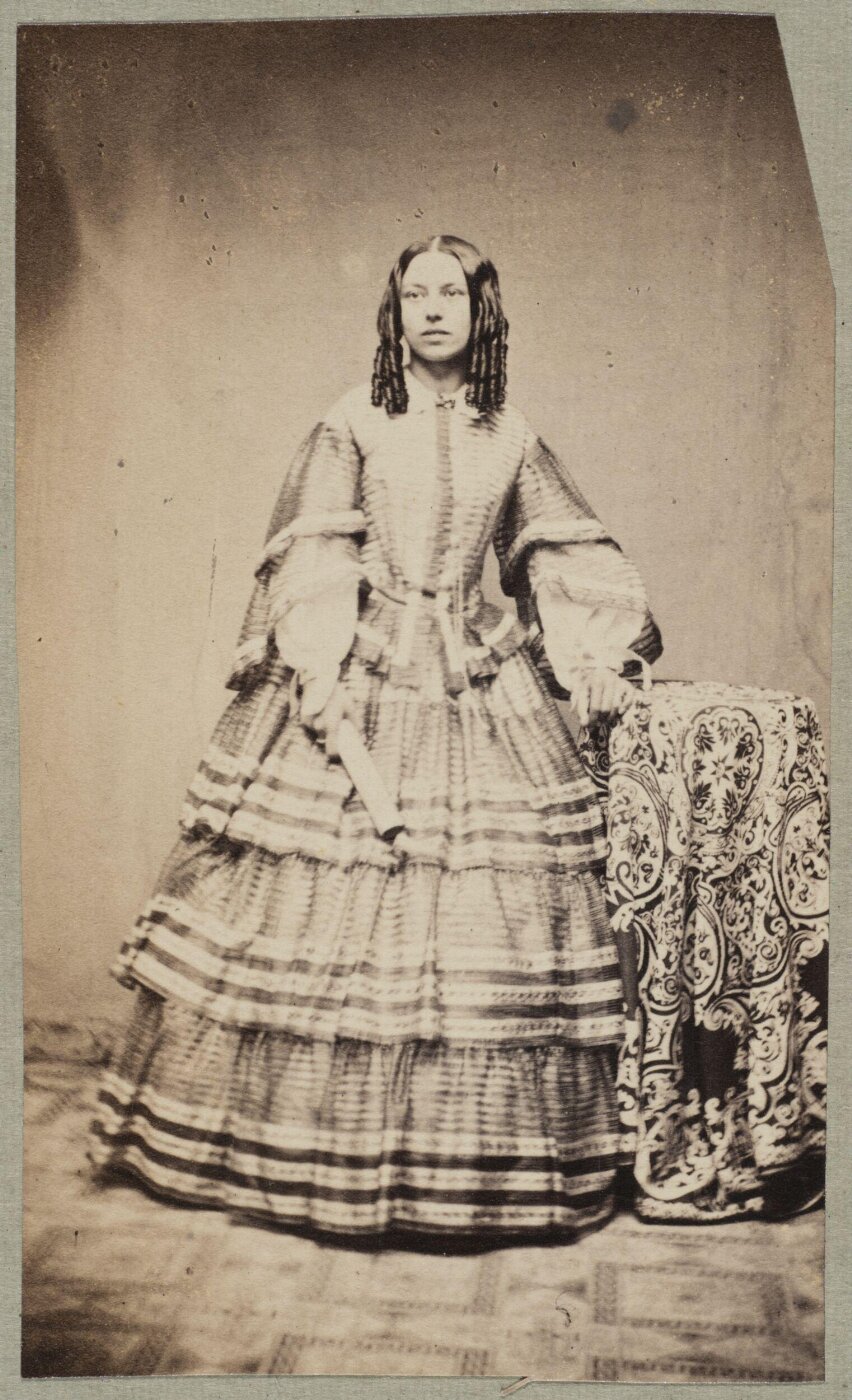 Unknown, Carte-de-visite photographs (480). Four photographs are dry-mounted to each sheet (120).