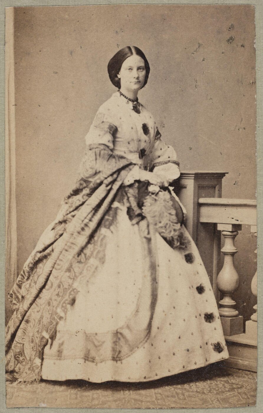 Unknown, Carte-de-visite photographs (480). Four photographs are dry-mounted to each sheet (120).
