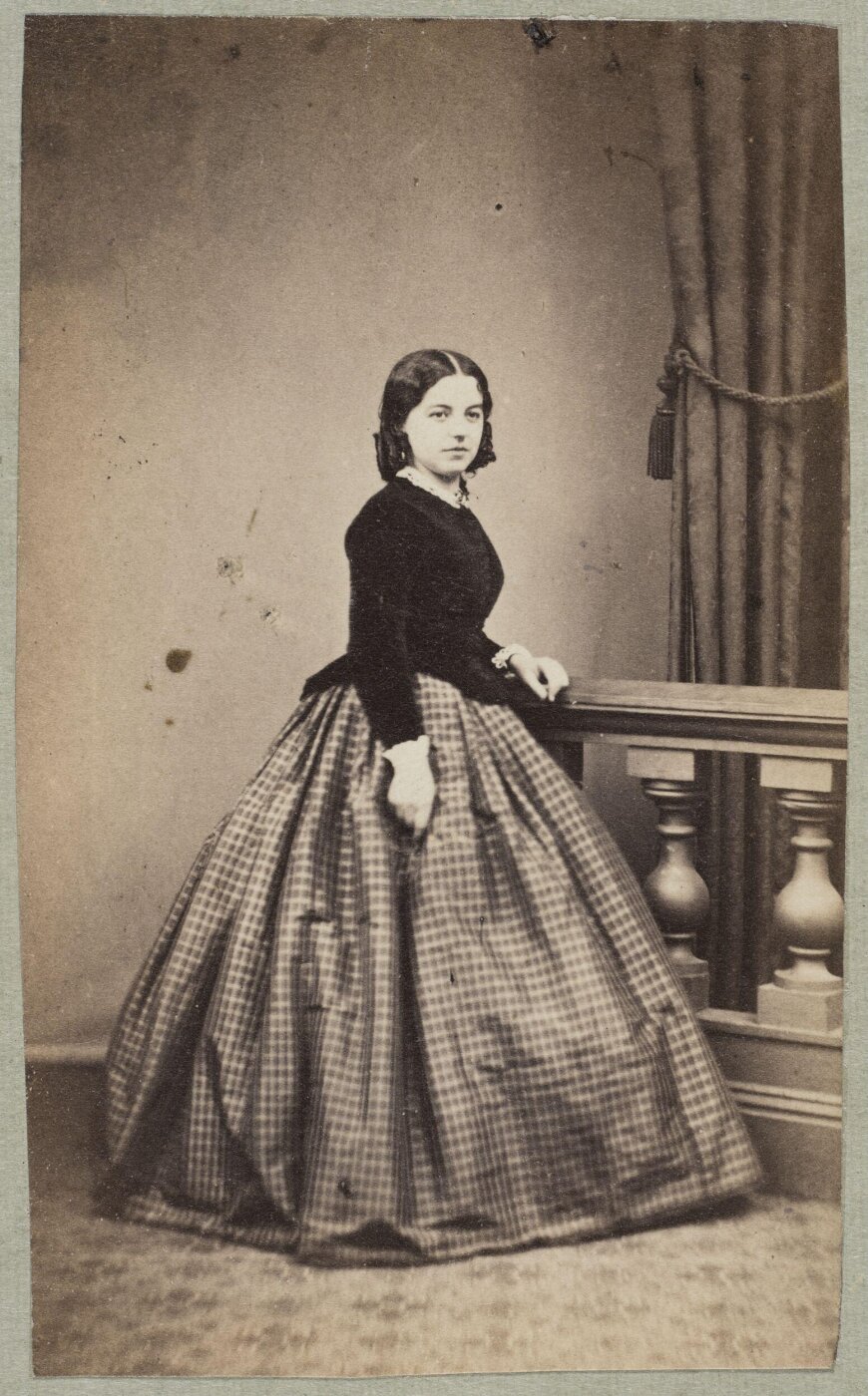 Unknown, Carte-de-visite photographs (480). Four photographs are dry-mounted to each sheet (120).