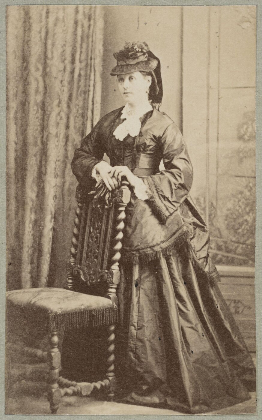 Unknown, Carte-de-visite photographs (480). Four photographs are dry-mounted to each sheet (120).