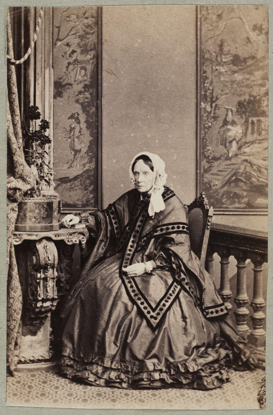 Unknown, Carte-de-visite photographs (480). Four photographs are dry-mounted to each sheet (120).