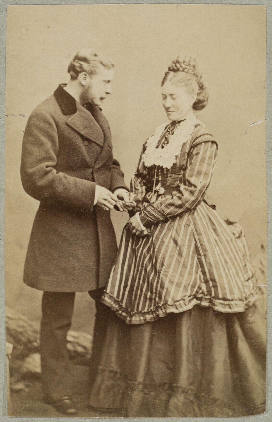 Unknown, Carte-de-visite photographs (480). Four photographs are dry-mounted to each sheet (120).