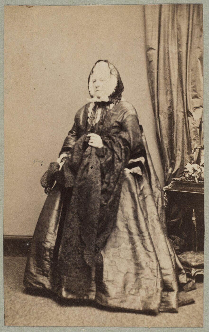 Unknown, Carte-de-visite photographs (480). Four photographs are dry-mounted to each sheet (120).
