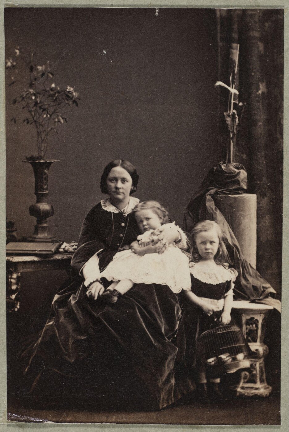 Unknown, Carte-de-visite photographs (32). Four photographs  are dry mounted on each sheet.