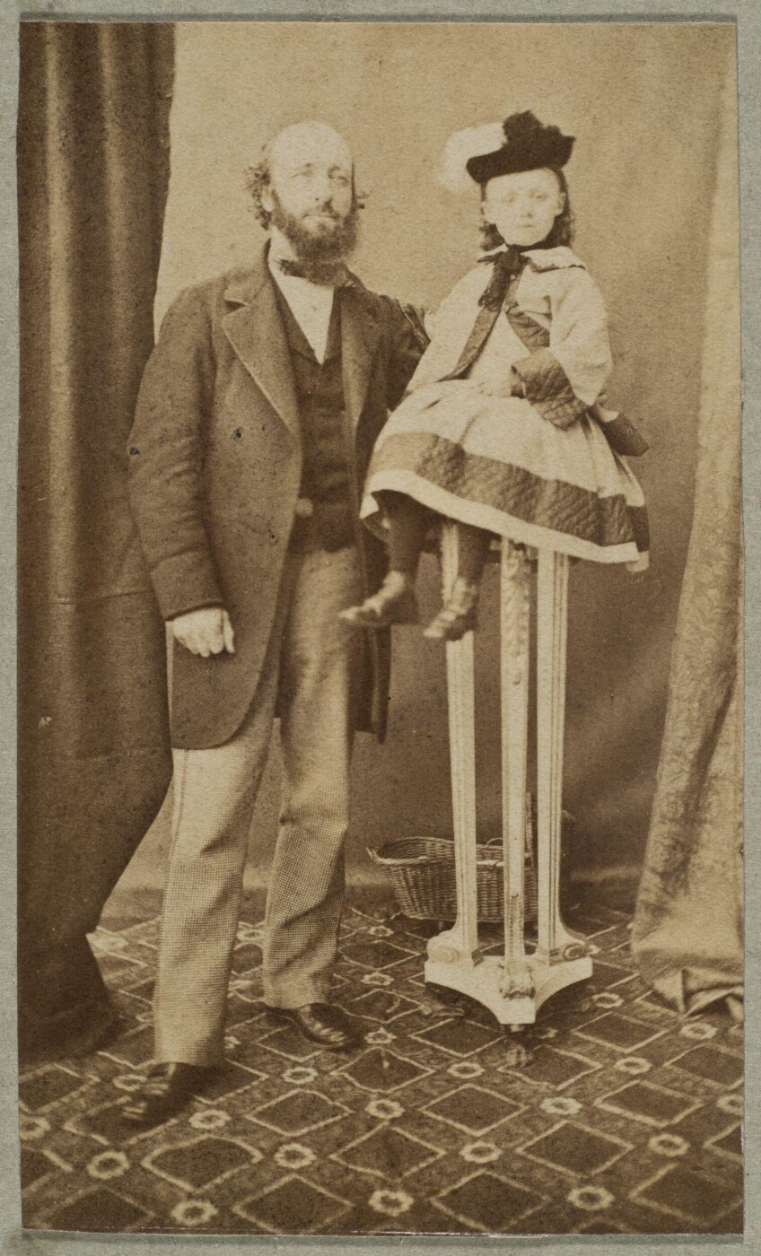 Unknown, Carte-de-visite photographs (32). Four photographs  are dry mounted on each sheet.