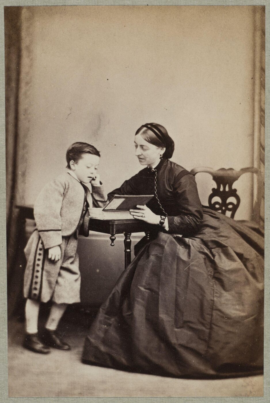 Unknown, Carte-de-visite photographs (32). Four photographs  are dry mounted on each sheet.