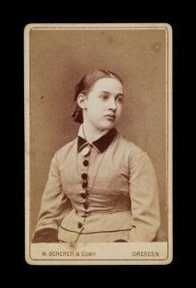 portrait of a young woman thumbnail 1