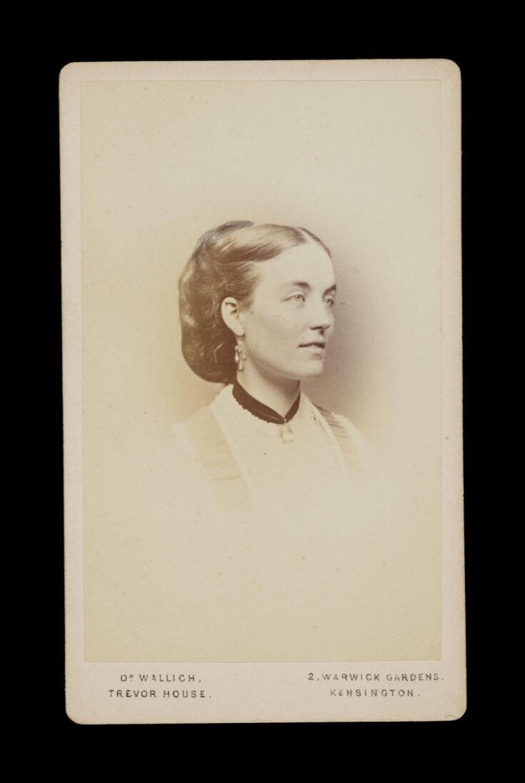 A portrait of a woman 'Hon. G. Vesey' image