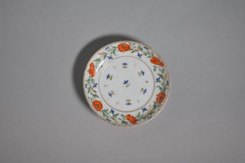 Saucer (late 18th century) by Adolf le Comte