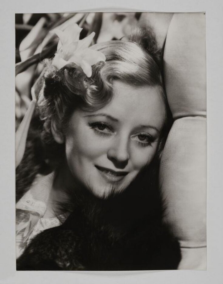 Photograph by Houston Rogers, portrait of Evelyn Laye, 1937 top image