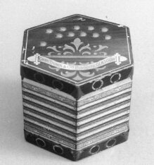 M.J. Franklin Collection of British Biscuit Tins thumbnail 1