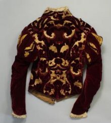 Costume worn by Irving as Iago thumbnail 1