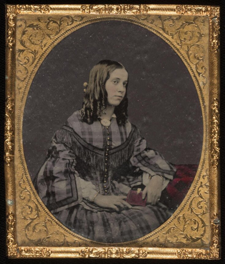 Portrait of the wife of William Ward Booth Junior top image