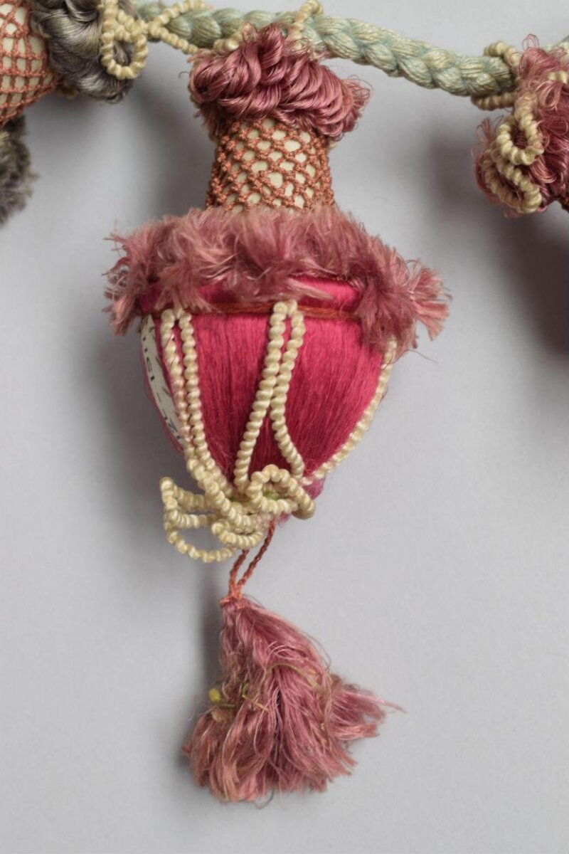 Tassel, 1600-1699