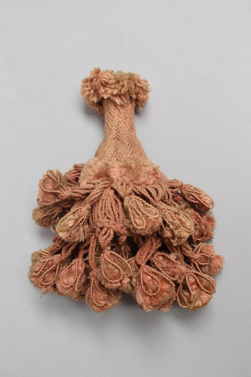 Tassel, 1600-1699
