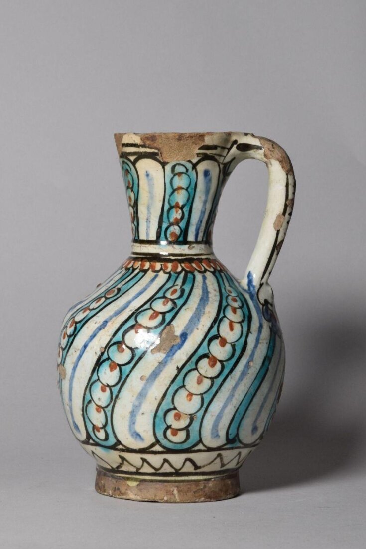 Jug top image