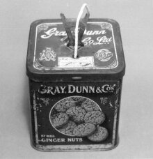 M. J. Franklin Collection of British Biscuit Tins (Advertising Ephemera) thumbnail 1