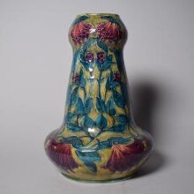 Vase thumbnail 1