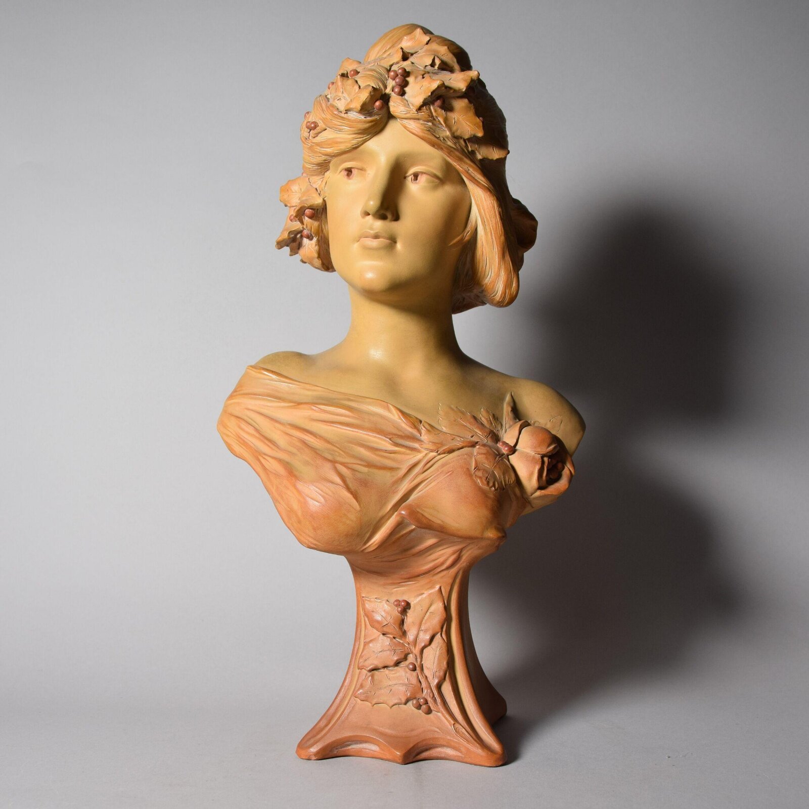 Bust