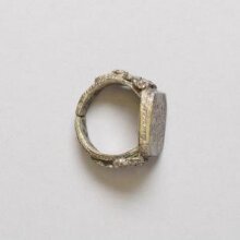 Ring thumbnail 1