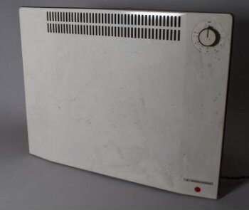 'International' electric convector radiator