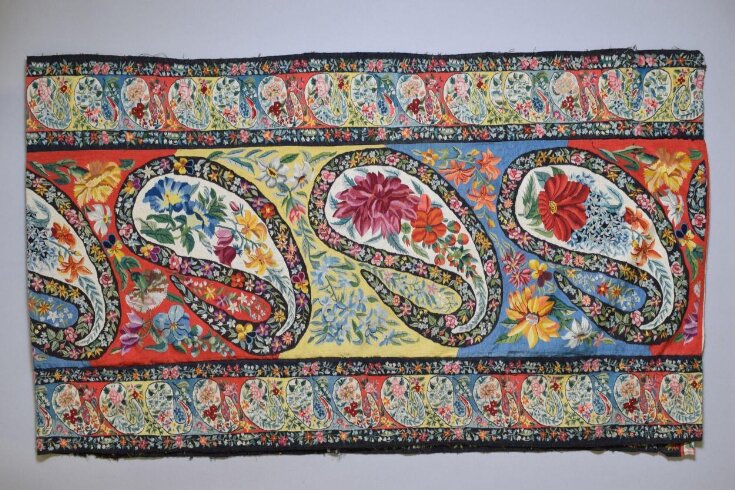 Shawl Border top image