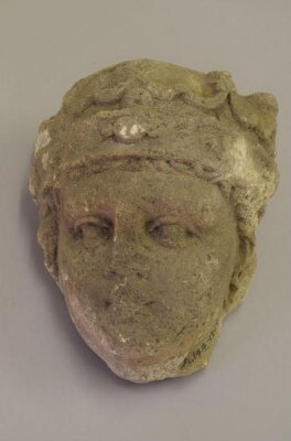 Head, XIV век