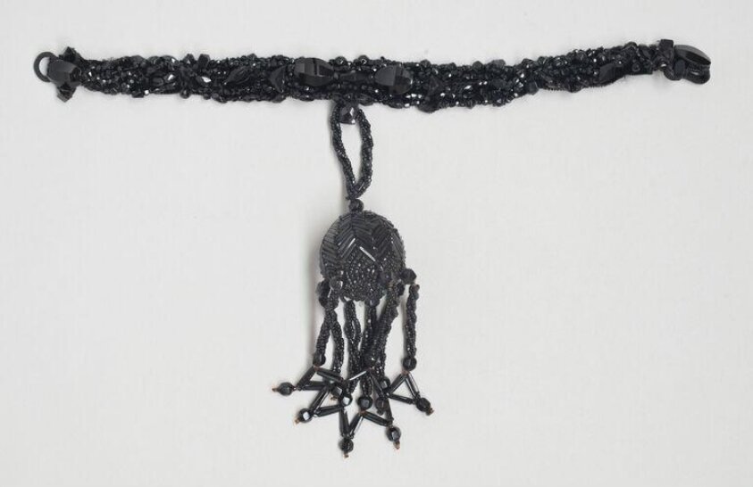 Necklace (ca. 1970) by Liliana Porter