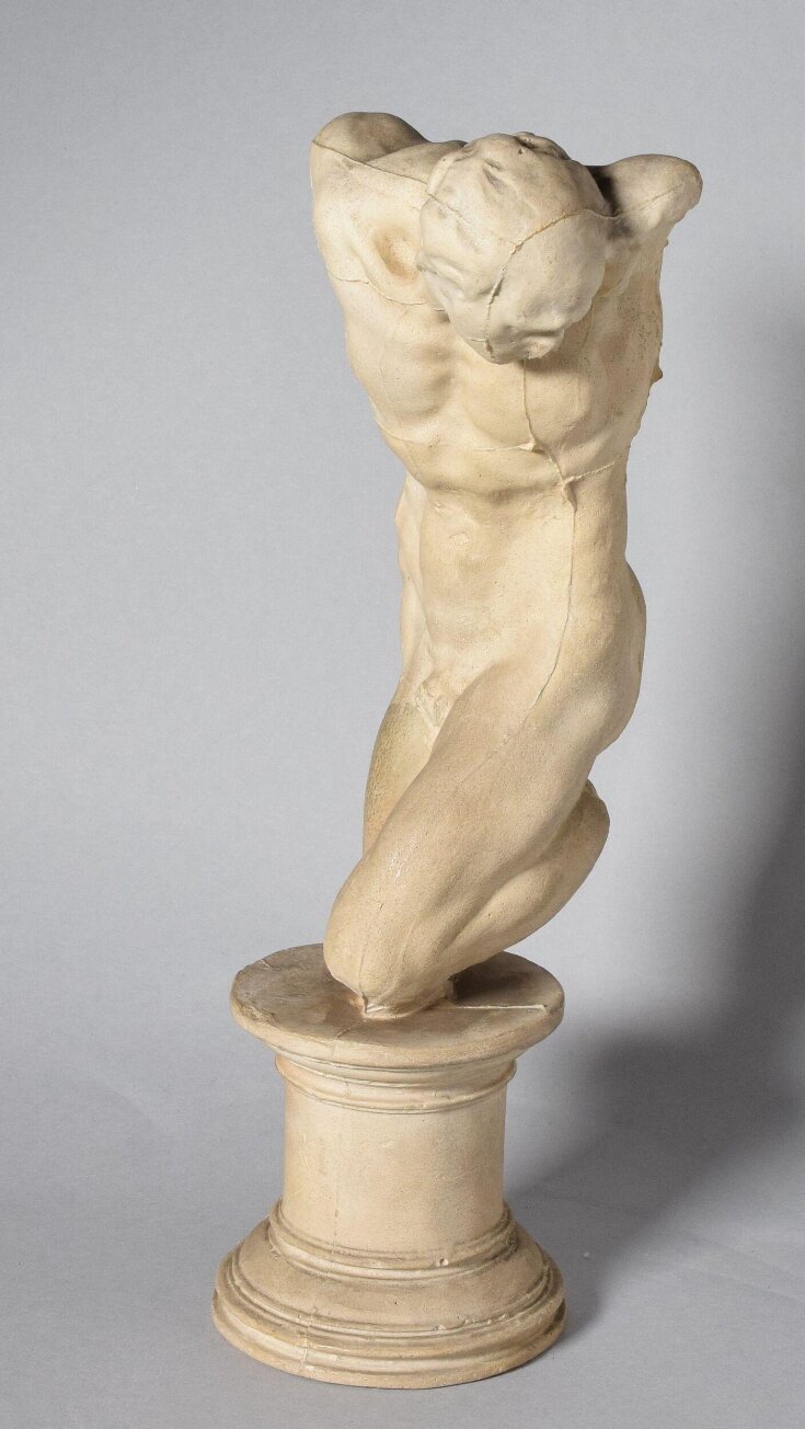 Statuette top image