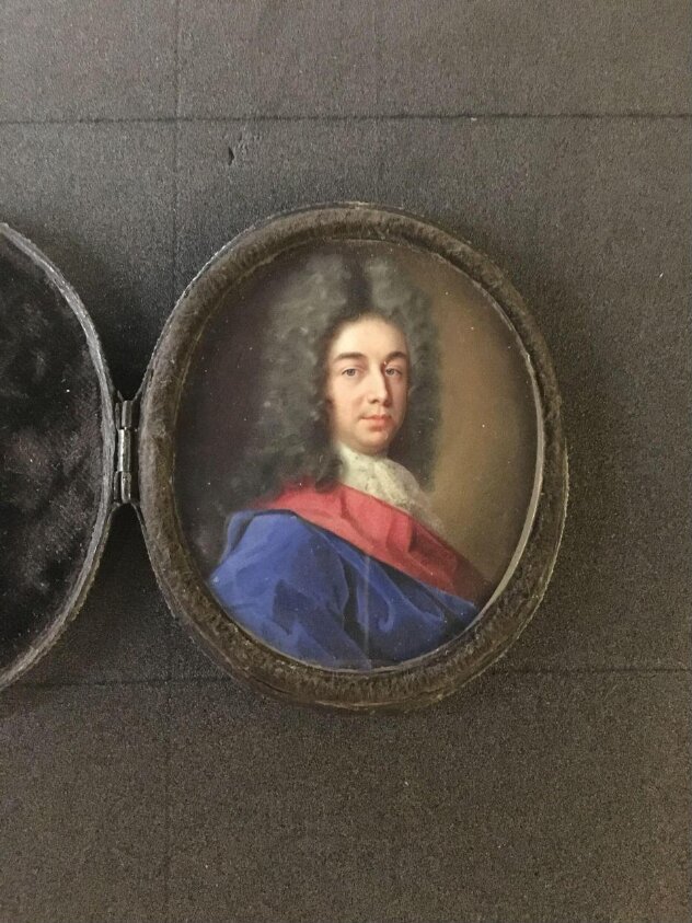 Portrait miniature of the 1st Duke of Kingston-upon-Hull (1704) by Benjamin Arlaud