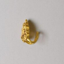 Finger Ring thumbnail 1