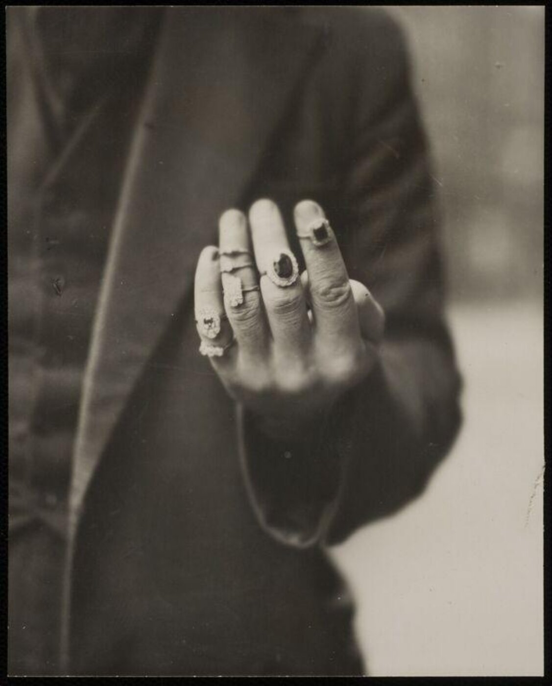 Hoppé, Emil Otto, Seller of Diamond Rings, Street Traders