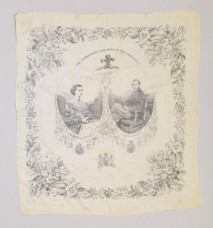 Handkerchief top image