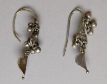 Earring thumbnail 1