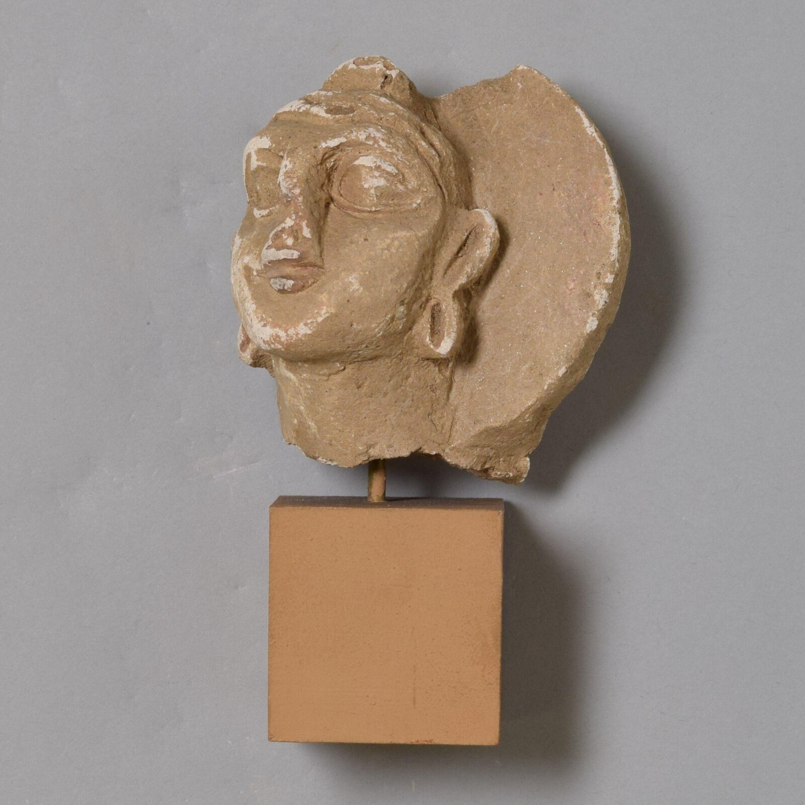 Head, early third to late fourth century