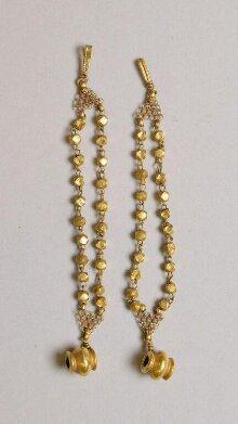 Earring thumbnail 1