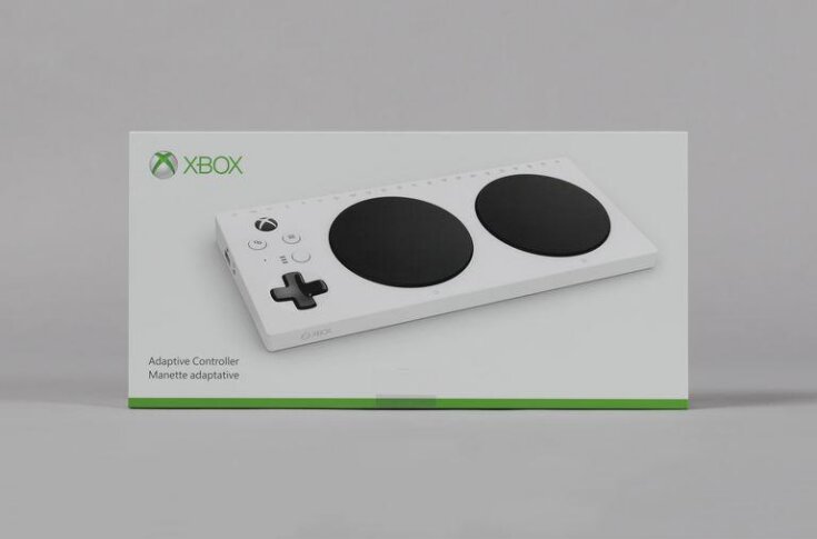 Xbox adaptive controller packaging top image