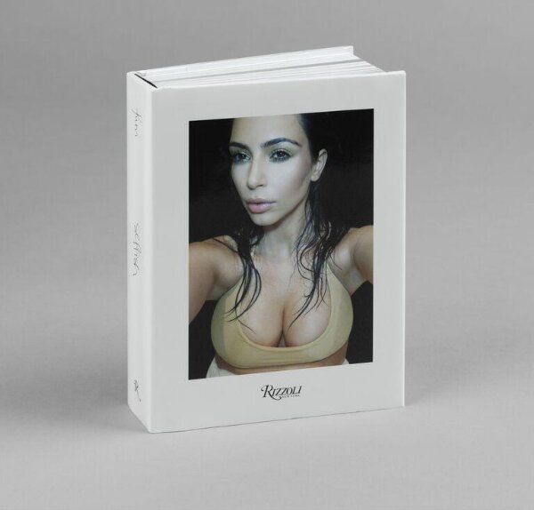 Kim Kardashian Selfish 写真集　Rizzoli Selfish | Kardashian, Kim | V&A Explore The Collections
