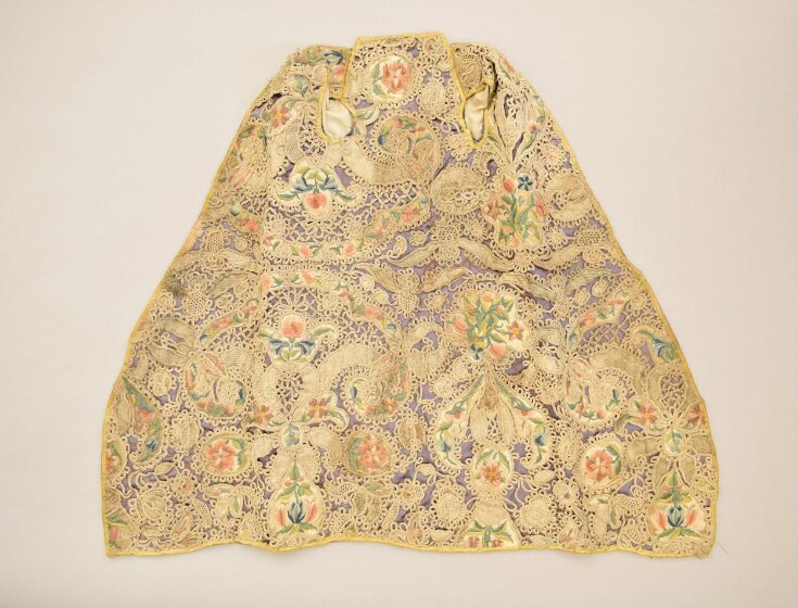 Image Robe | V&A Explore The Collections