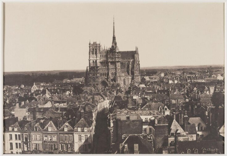 Amiens Cathedral top image
